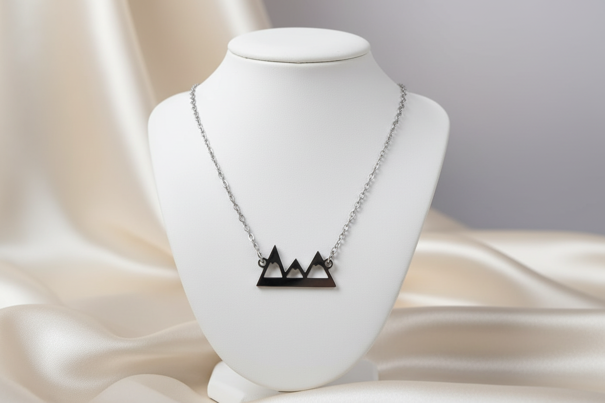 Mountains Pendant - Silver